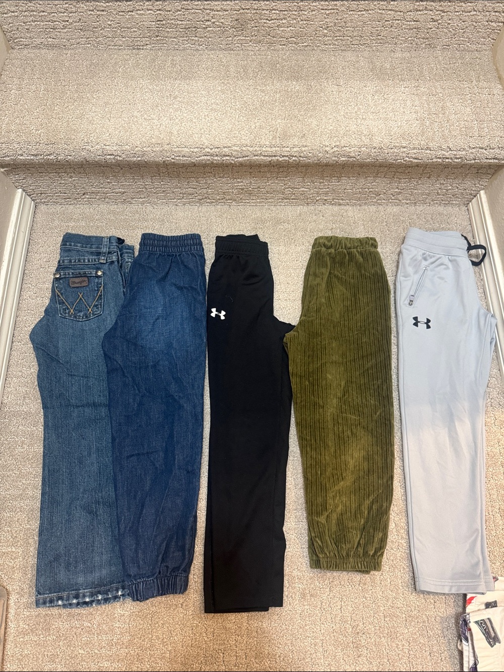 Boys size 6 pants - lot